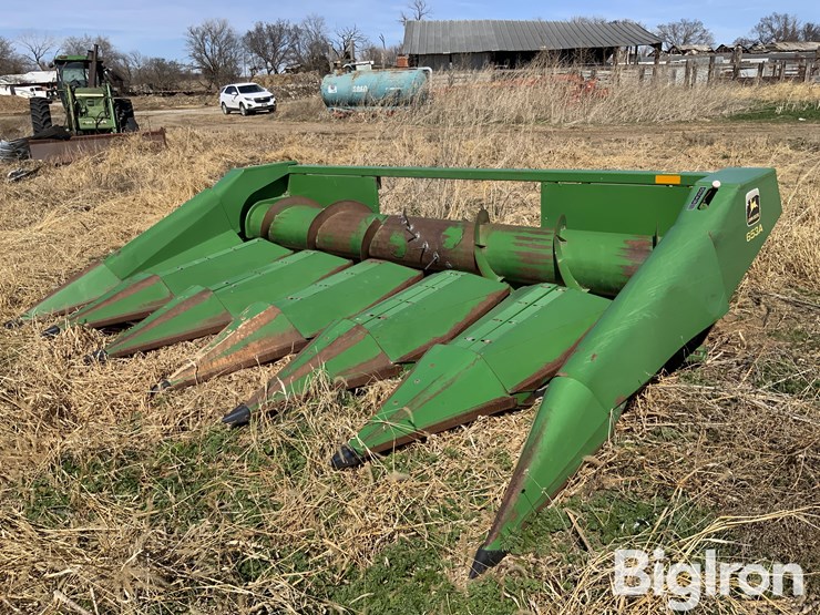 john-deere-653a-image-1