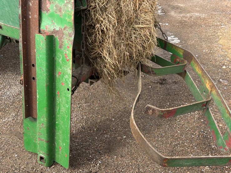 john-deere-328-image-25