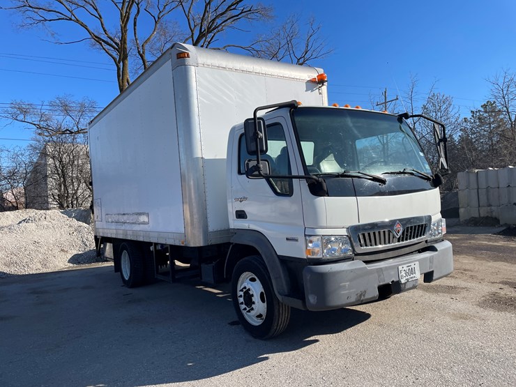 2009-international-cf600-image-3