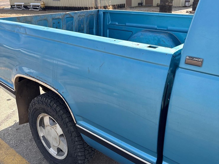 1994-chevrolet-silverado-1500-image-27