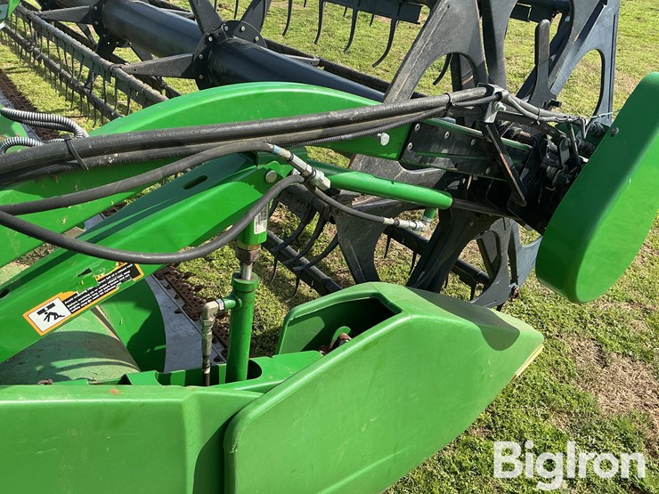 john-deere-630f-image-15