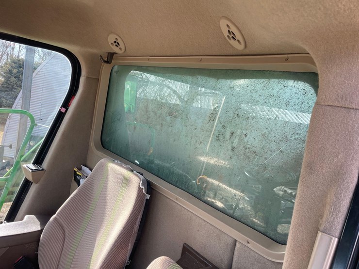 2007-john-deere-9560-sts-image-69