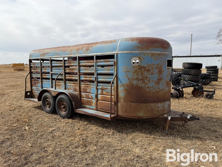 16'-t/a-livestock-trailer-image-3