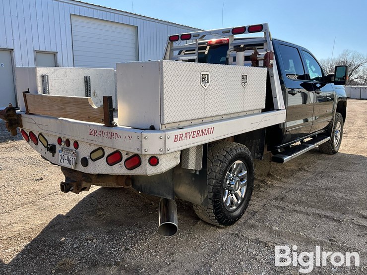2015-chevrolet-silverado-2500hd-image-5