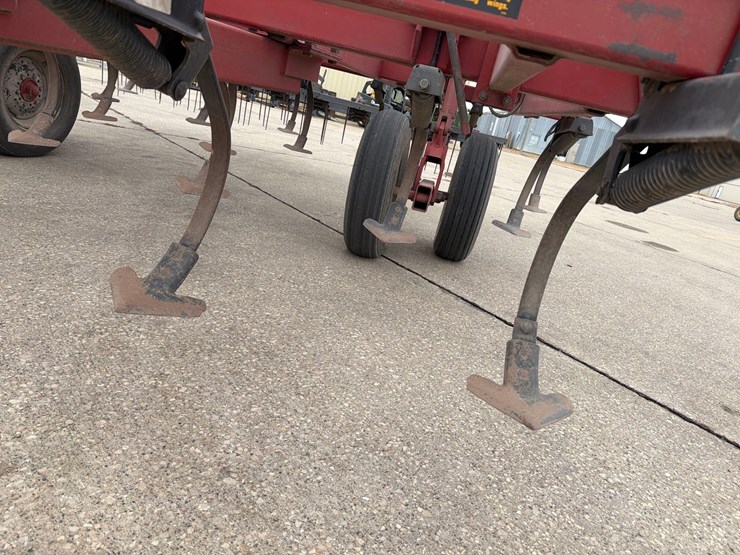 case-ih-4800-image-16