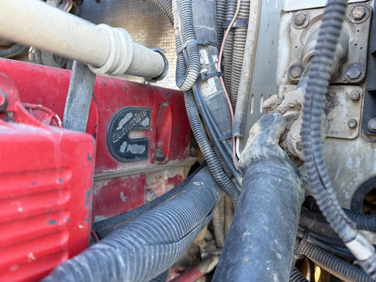 2010-kenworth-t800-image-47