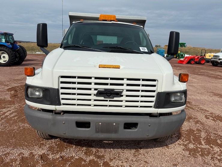 #205-•-lot-205-image-15