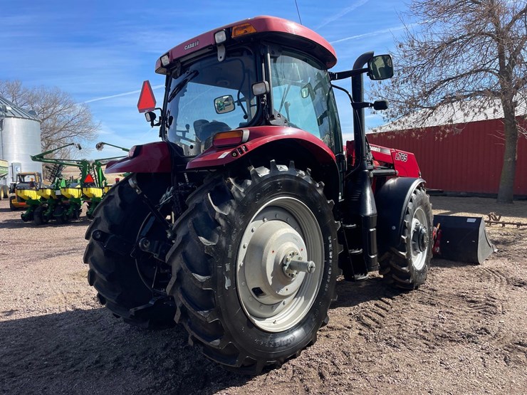 2013-case-ih-l765-image-5