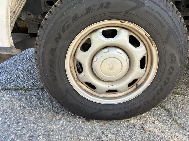 2016-ford-f150-image-5