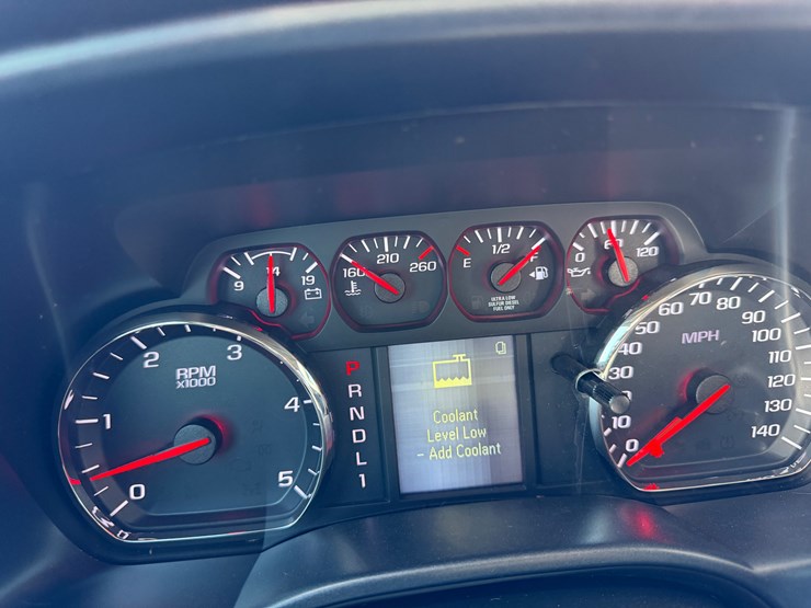 2019-chevrolet-3500hd-image-52