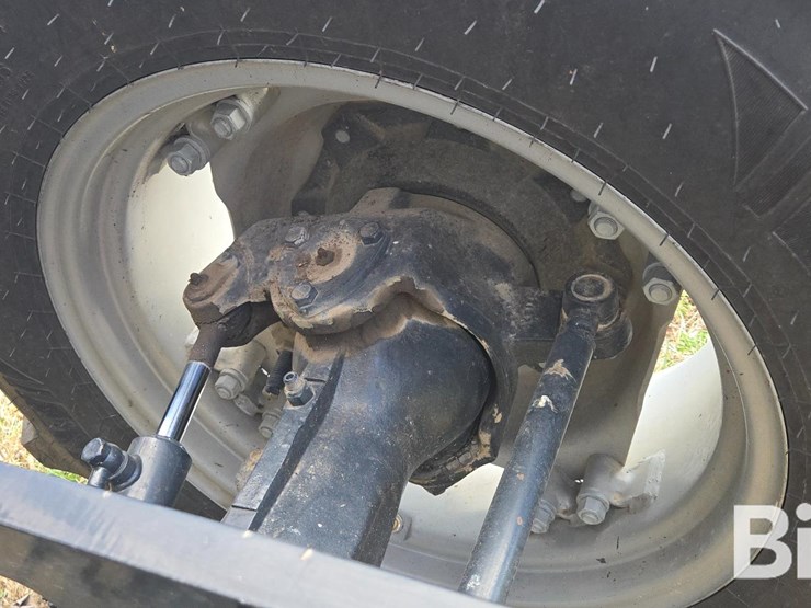 2012-case-ih-farmall-95-image-17