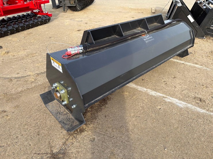 2025-wolverine-86”-skidloader-tiller-image-2