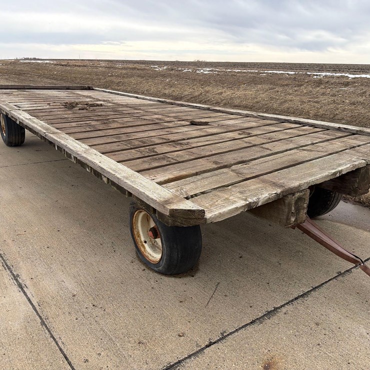 9ft x 24ft Wood Flatbed