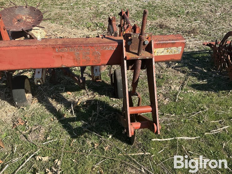 international-153-image-13