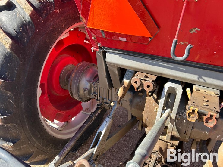 massey-ferguson-1080-image-19