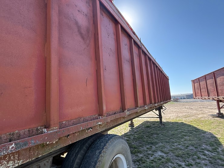 1965-trailmobile-trailer-image-23