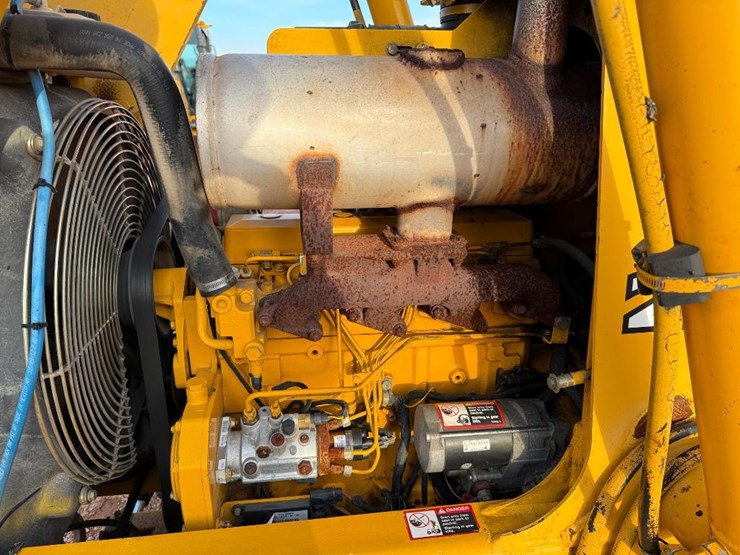 deere-210le-image-31