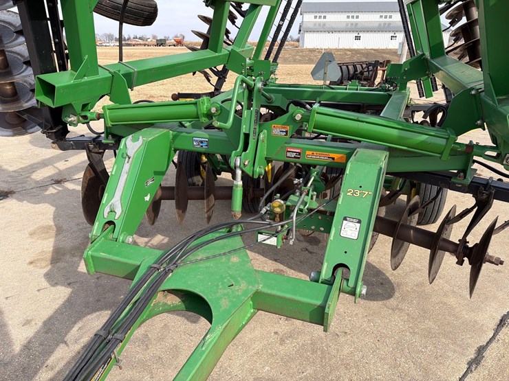 john-deere-637-image-17