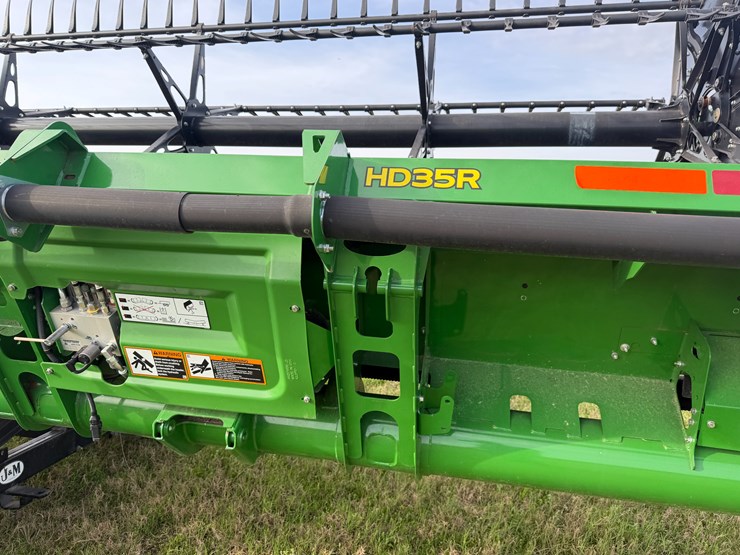 2024-john-deere-hd35r-image-10