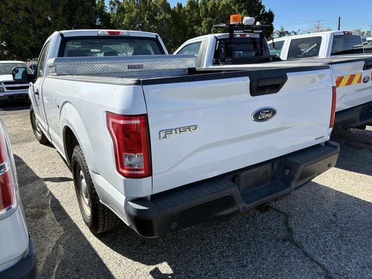 2016-ford-f150-image-4