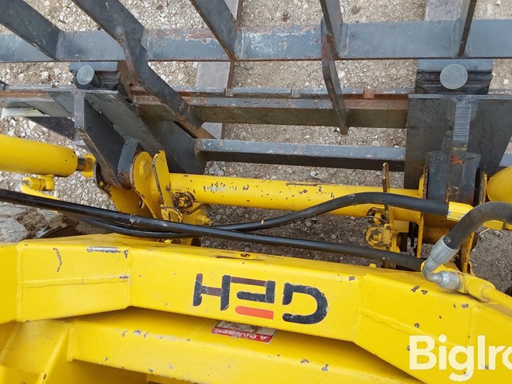 1993-gehl-3410-image-12