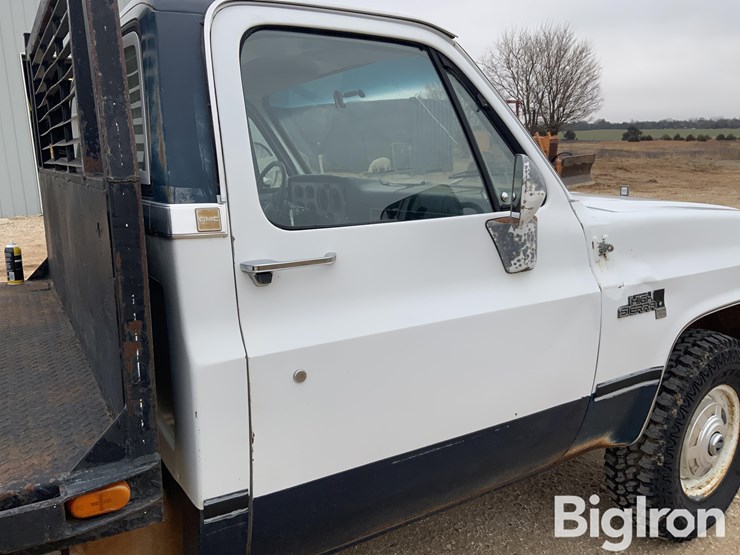 1983-gmc-sierra-2500-image-15