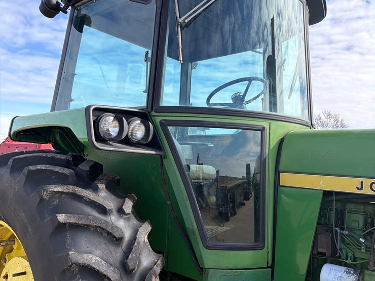 john-deere-4430-image-21
