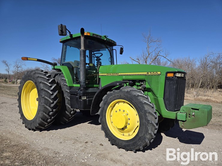1995-john-deere-8300-image-3