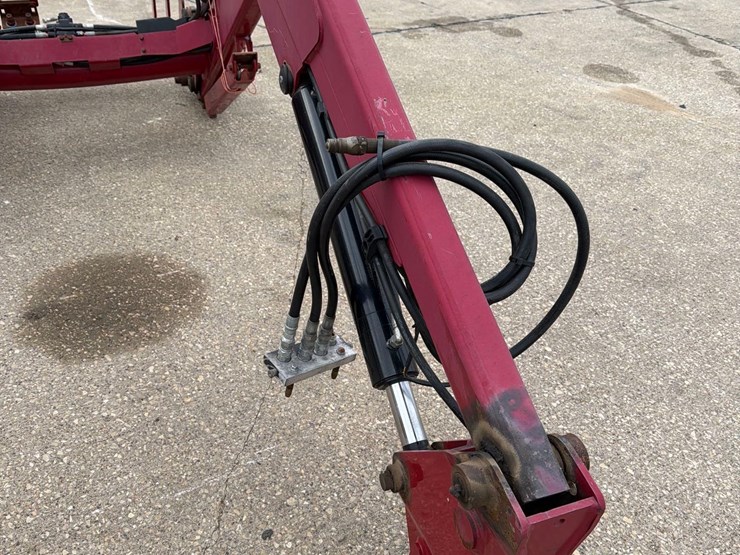 case-ih-l750-image-10