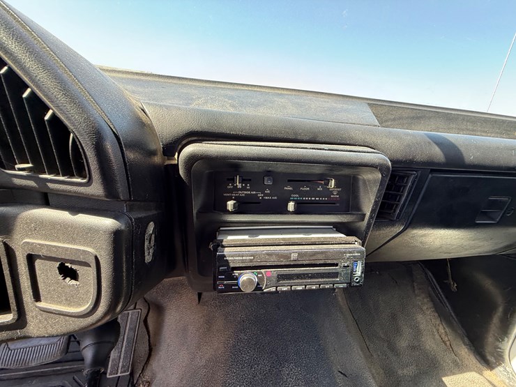 1988-ford-bronco-image-38