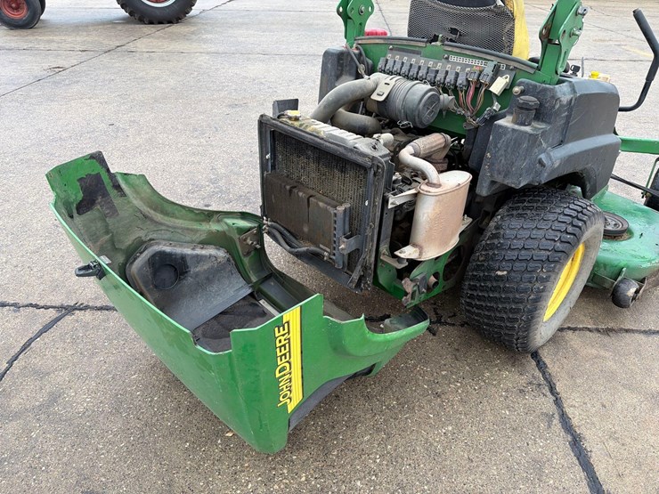 john-deere-la-image-23