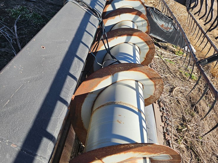 gleaner-r65-image-15