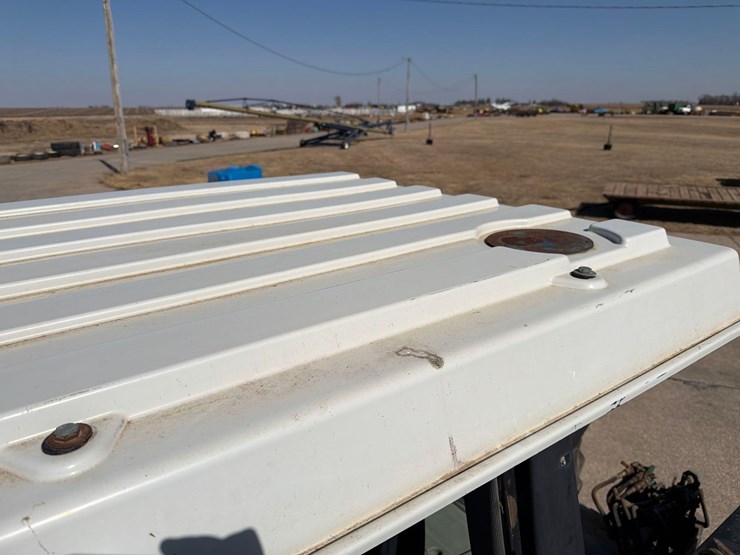 1990-versatile-946-image-64