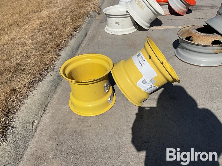 john-deere-8-image-4