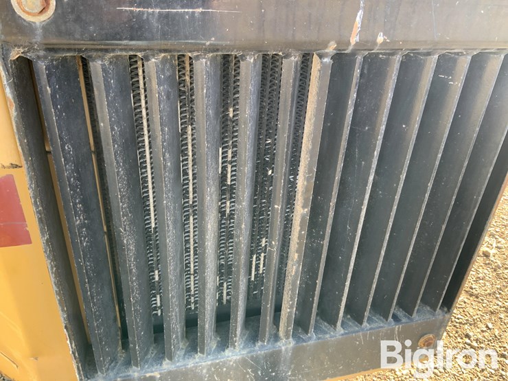 2006-agco-4550-articulated-wheel-loader-image-15