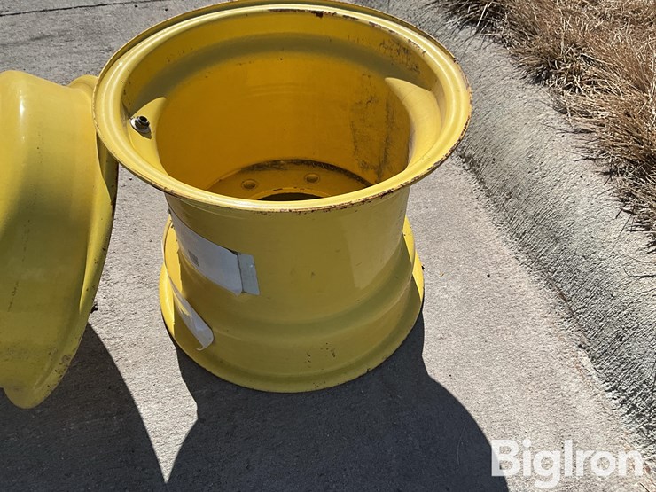 john-deere-8-image-13