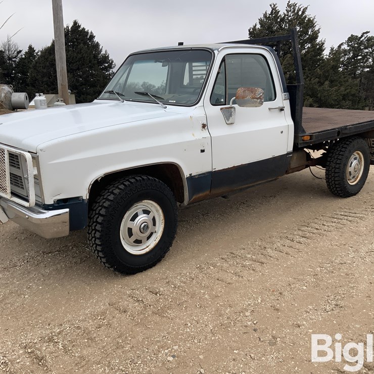 1983 GMC SIERRA 2500