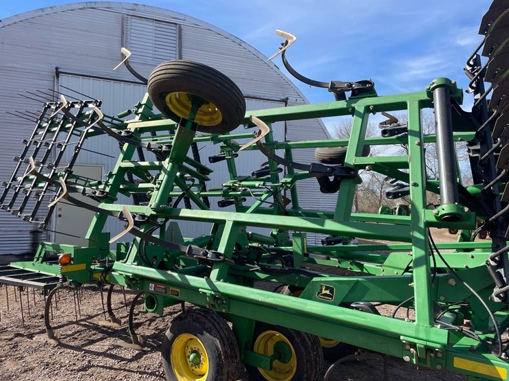 john-deere-726-image-10