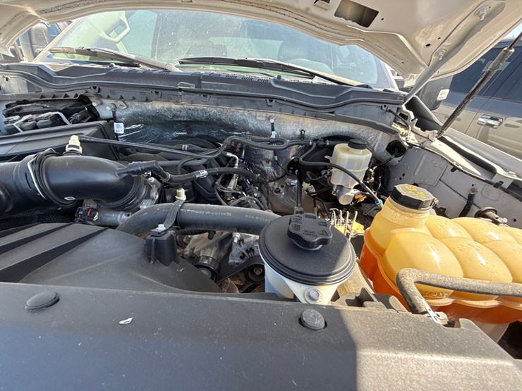 2022-ford-f250-image-32