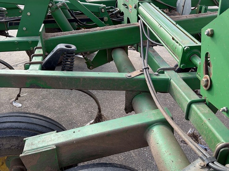 john-deere-726-image-33