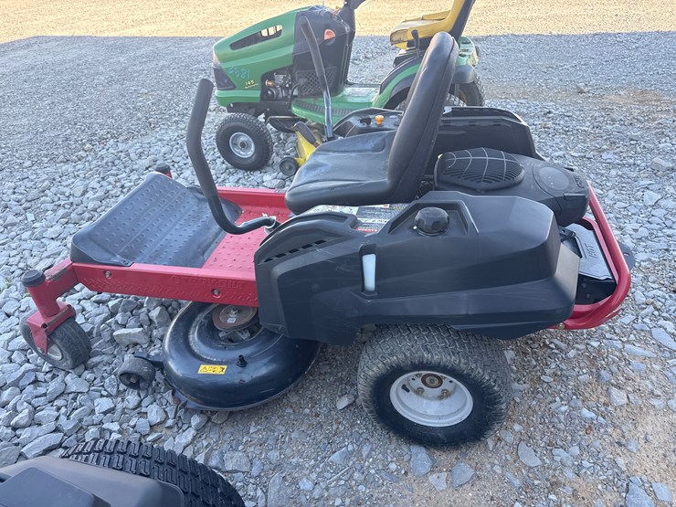 #25-•-troy-built-42"-zero-turn-mower-1b056h10225-inv#-42727-image-7