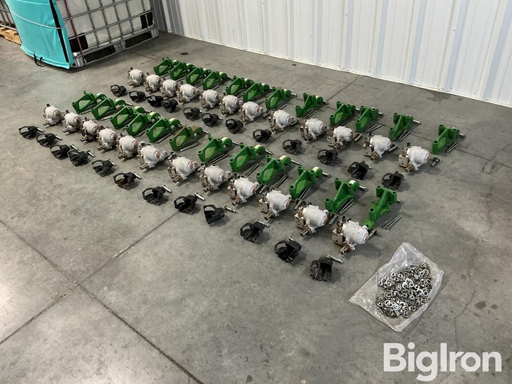 2024-john-deere-1775nt-image-1