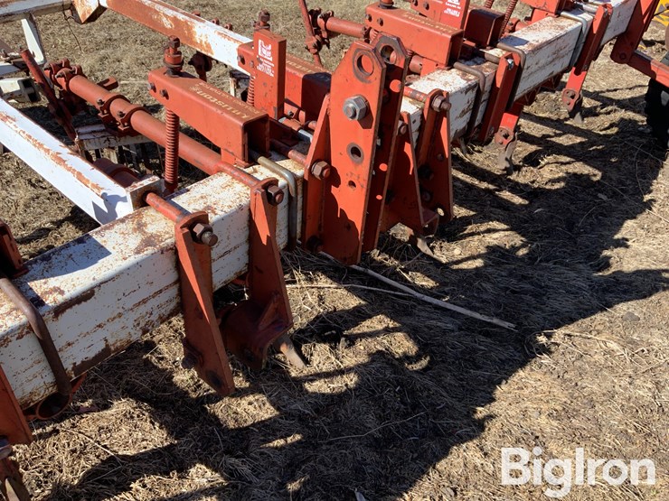 lilliston-rolling-cultivator-image-11