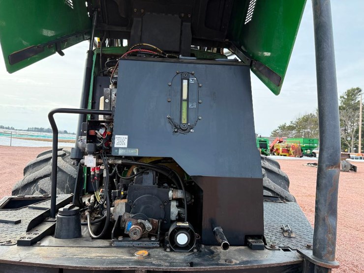 deere-1270e-image-57