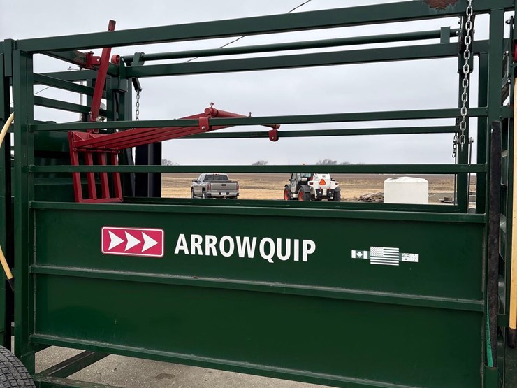 arrowquip-q-catch-86-series-chute-w/-sweep-tub-image-33