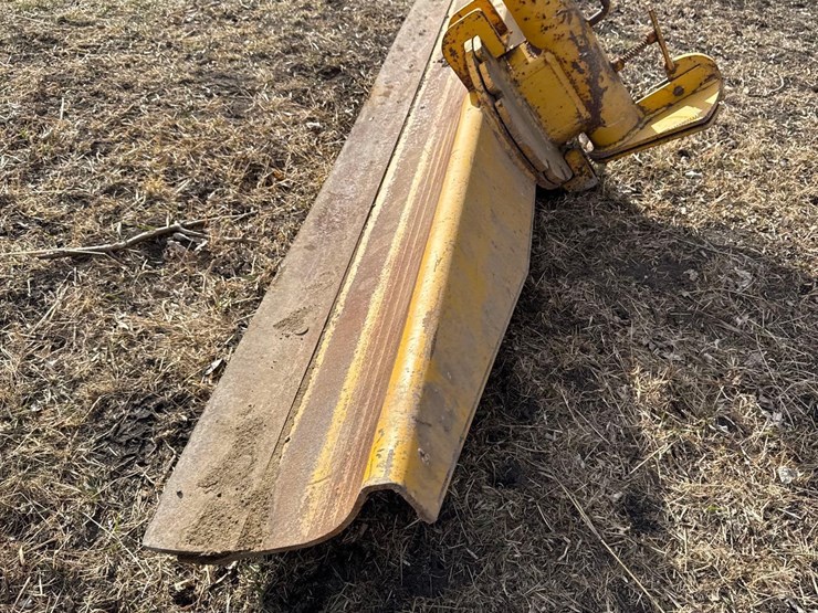 8ft-3pt-blade-image-4