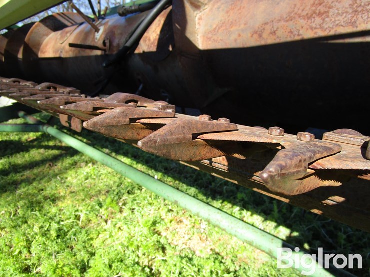 1977-john-deere-224-image-14