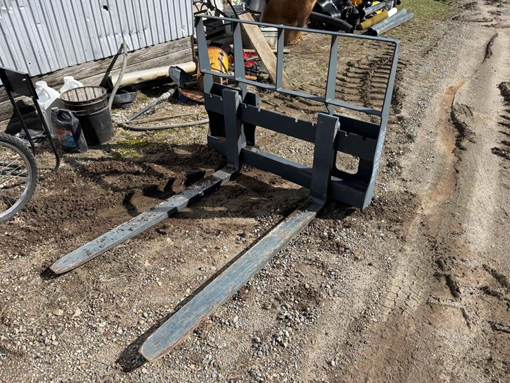 ansung-pallet-forks-image-1