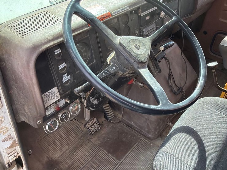 1980-international-s1900-image-44