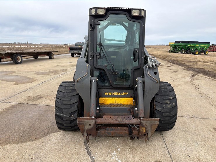 2018-new-holland-l234-image-2